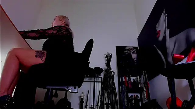 عرض كام MistressDemi