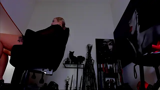 MistressDemi Webcam show