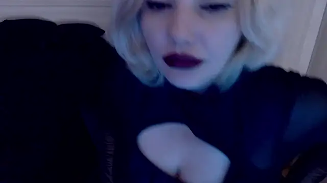 MistressDemi Live XXX-chat