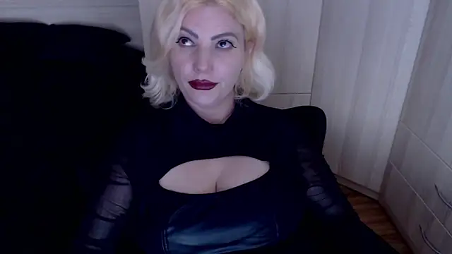 Chat XXX en directo de MistressDemi