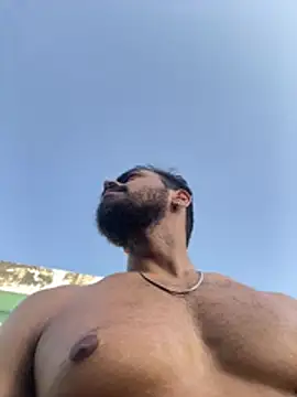 הופעת וובקאם של fireboyyyyy