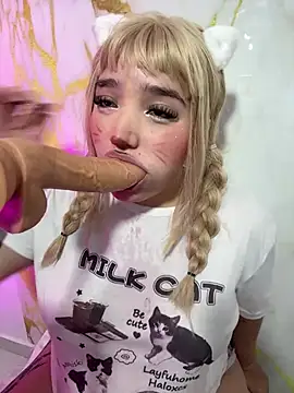 hinata_dolly's Live XXX Chat