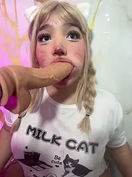 hinata_dolly: вебкам-шоу