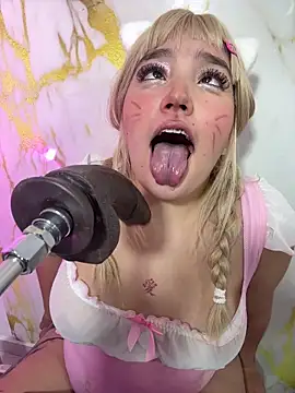 Chat XXX en directo de hinata_dolly
