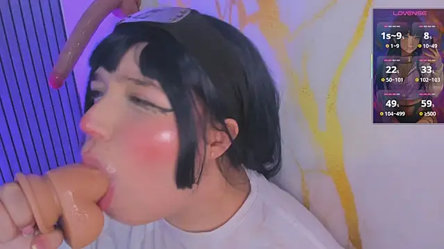 צ'אט XXX בשידור חי של hinata_dolly