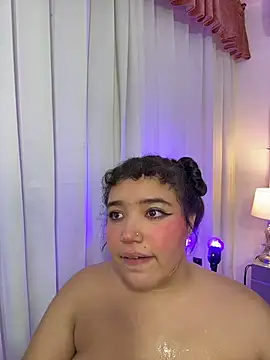 hinata_dolly Adlı Modelin Canlı XXX Sohbeti
