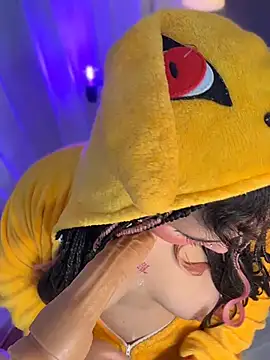 hinata_dolly Show in webcam