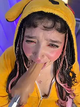 hinata_dolly's Webcam Show