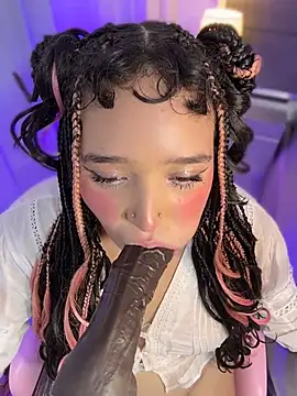 hinata_dolly's Webcam Show