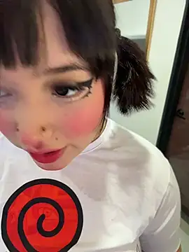 hinata_dollyのウェブカメラショー