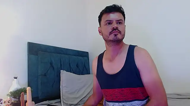 Show modela cedrixx10 na web-kameri