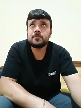 Canercakan Adlı Modelin Canlı XXX Sohbeti