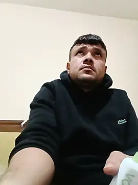 Show modela Canercakan na web-kameri