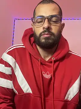 Show modela magnumchris na web-kameri