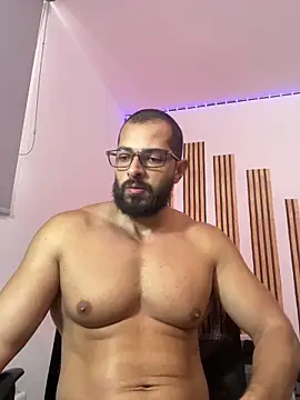 magnumchris' Webcam Show