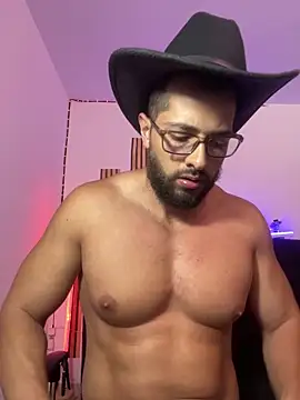 magnumchris ও য়েবক্যাম শো