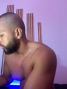 magnumchris webkamerás műsora