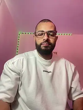 magnumchris' Webcam Show