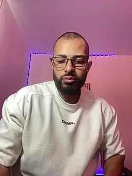 magnumchris 在線直播表演