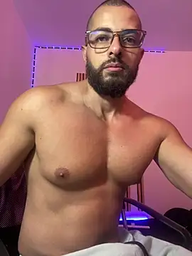 magnumchris' Webcam Show