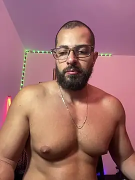 הופעת וובקאם של magnumchris