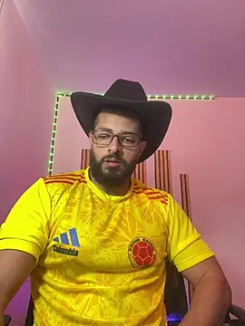 Show modela magnumchris na web-kameri