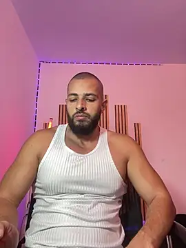 Show de magnumchris na webcam