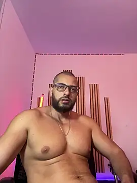 magnumchris Show in webcam