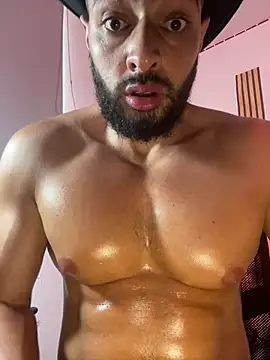 magnumchris Adlı Modelin Web Kamerası Şovu
