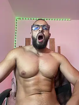 הופעת וובקאם של magnumchris