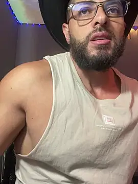 magnumchris 网络视讯表演