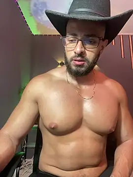 magnumchris' Webcam Show