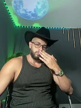 magnumchris' Webcam Show