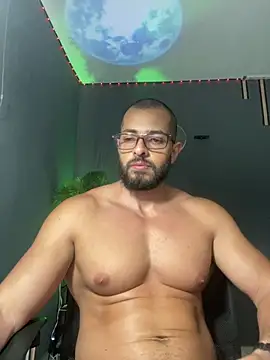 magnumchris' Webcam Show