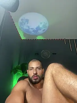 הופעת וובקאם של magnumchris