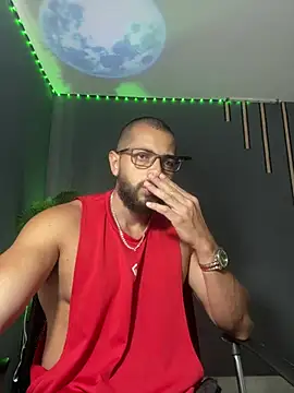 Show de magnumchris na webcam