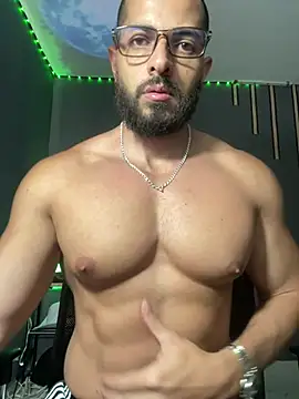 magnumchris 网络视讯表演