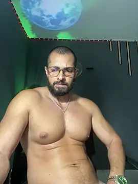 הופעת וובקאם של magnumchris