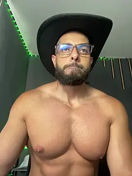 magnumchris' Webcam Show