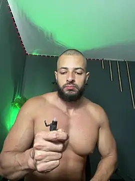 magnumchris Adlı Modelin Web Kamerası Şovu
