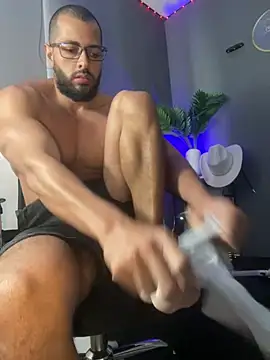magnumchris' Webcam Show