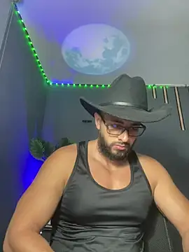 magnumchris' Webcam Show