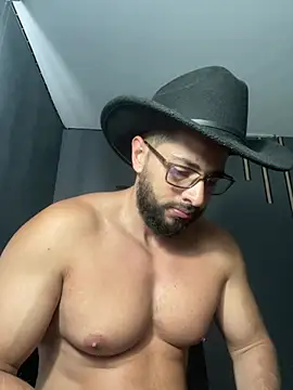 magnumchris' Webcam Show