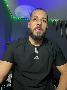 magnumchris webkamerás műsora