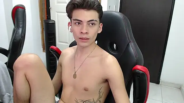 Hiso_kai Pertunjukan Webcam