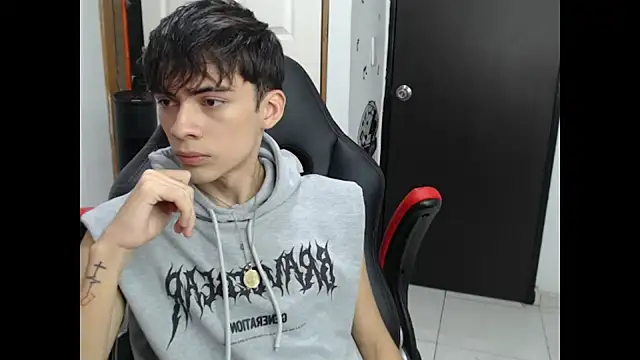 Hiso_kai Pertunjukan Webcam