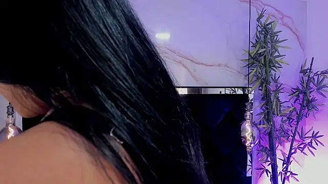 Ibbie_drastic's Live XXX Chat