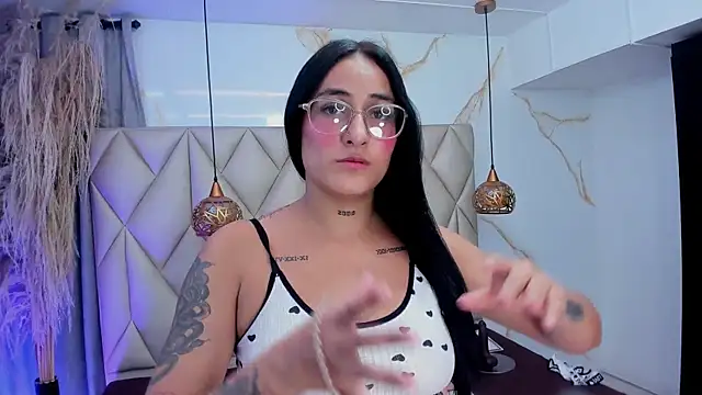 Czat XXX na żywo – Ibbie_drastic