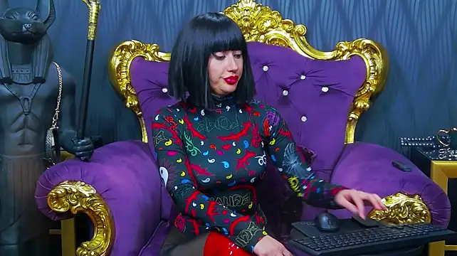عرض كام LaraMaeve