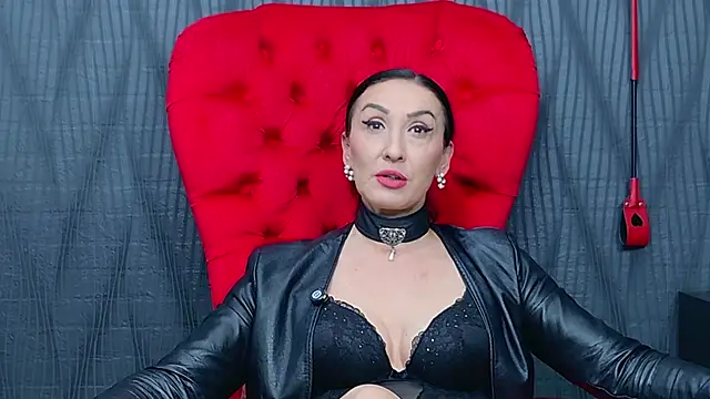 MistressDora Webcam show